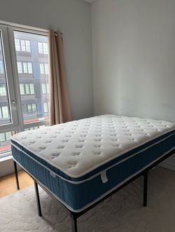 Full size mattress