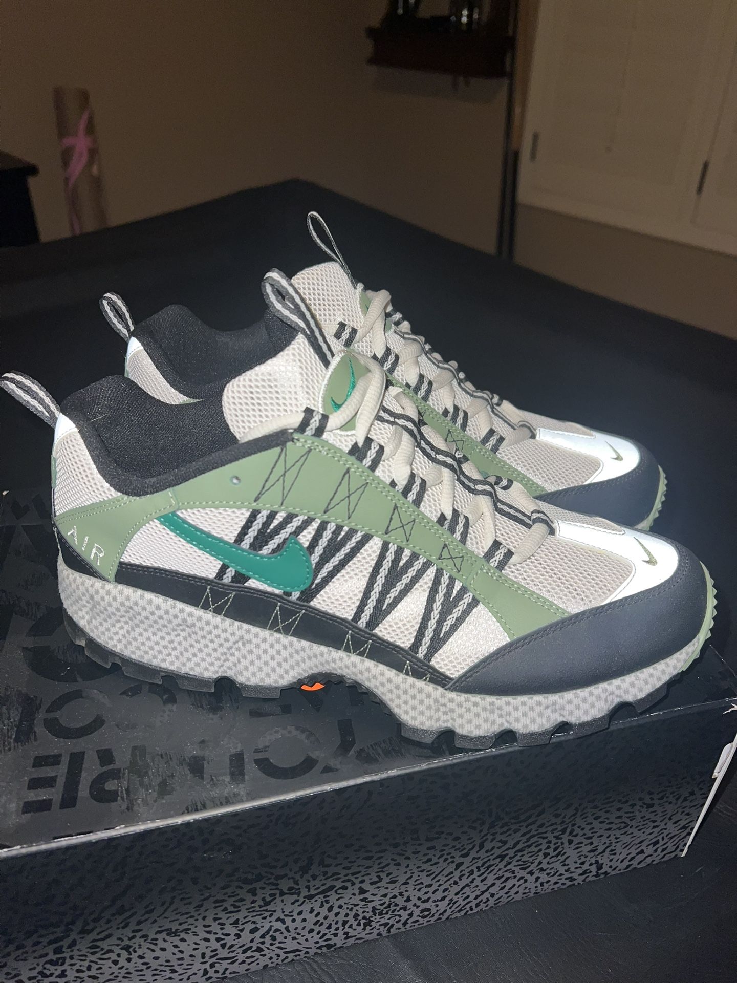 Nike Air Humara Shoes (New)