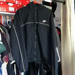 Nike Windbreaker 