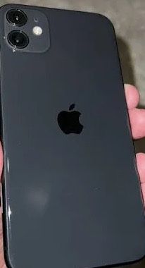 My OWN iPhone 11  So The Picture Above Is A Exact Reference 