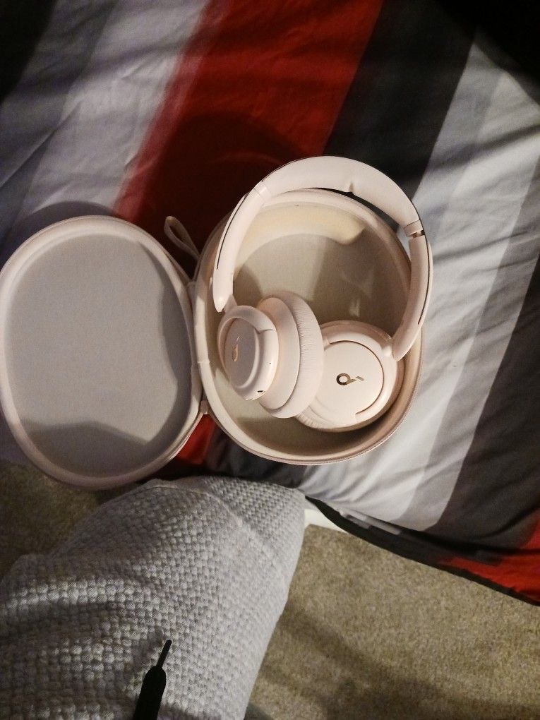 Soundcore Pink Headphone