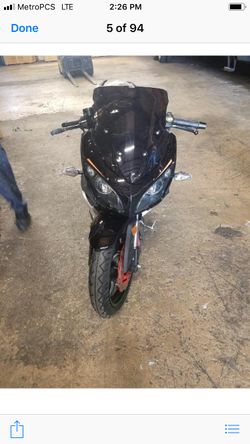 Sport bike 250cc automatically and with gears