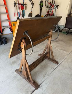 Solid wood drafting table