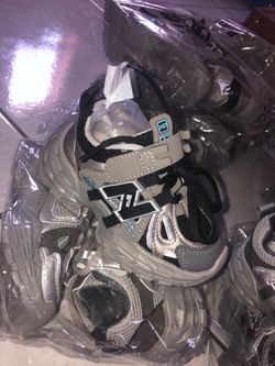 Boys' and girls' footwear