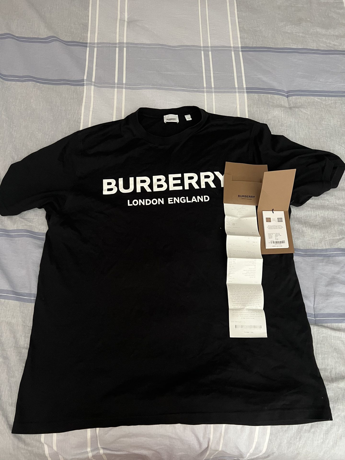 Burberry T- shirt