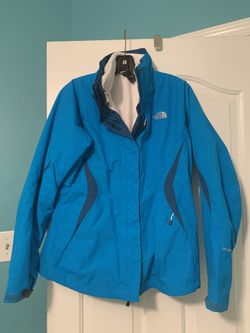 North Face winter coat and white North Face jacket (used as zip-in liner) - MEDIUM
