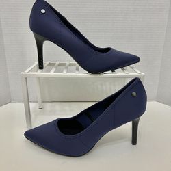 Simply Vera Vera Wang Stretch Fabric Heels Size 8M