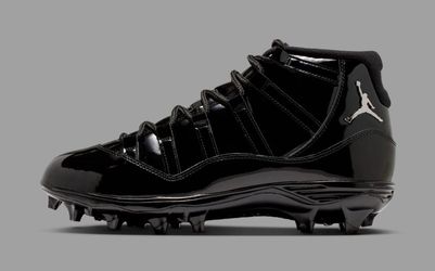 Jordan retro 11 cleats