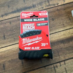 Milwaukee Wide Blade