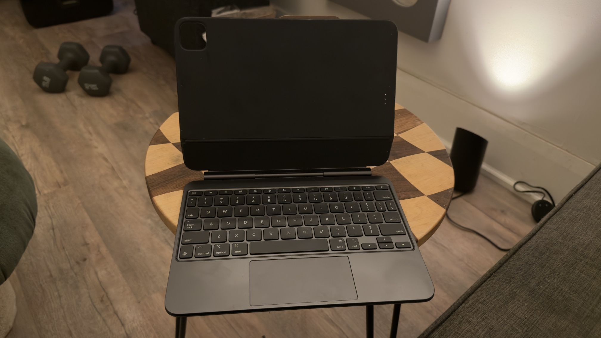 Apple Magic Keyboard for 11” iPad 