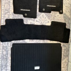 2022-2026 HYUNDAI TUCSON OEM CARPET FLOOR MATS AND REVERSABLE TRUNK MAT NEW