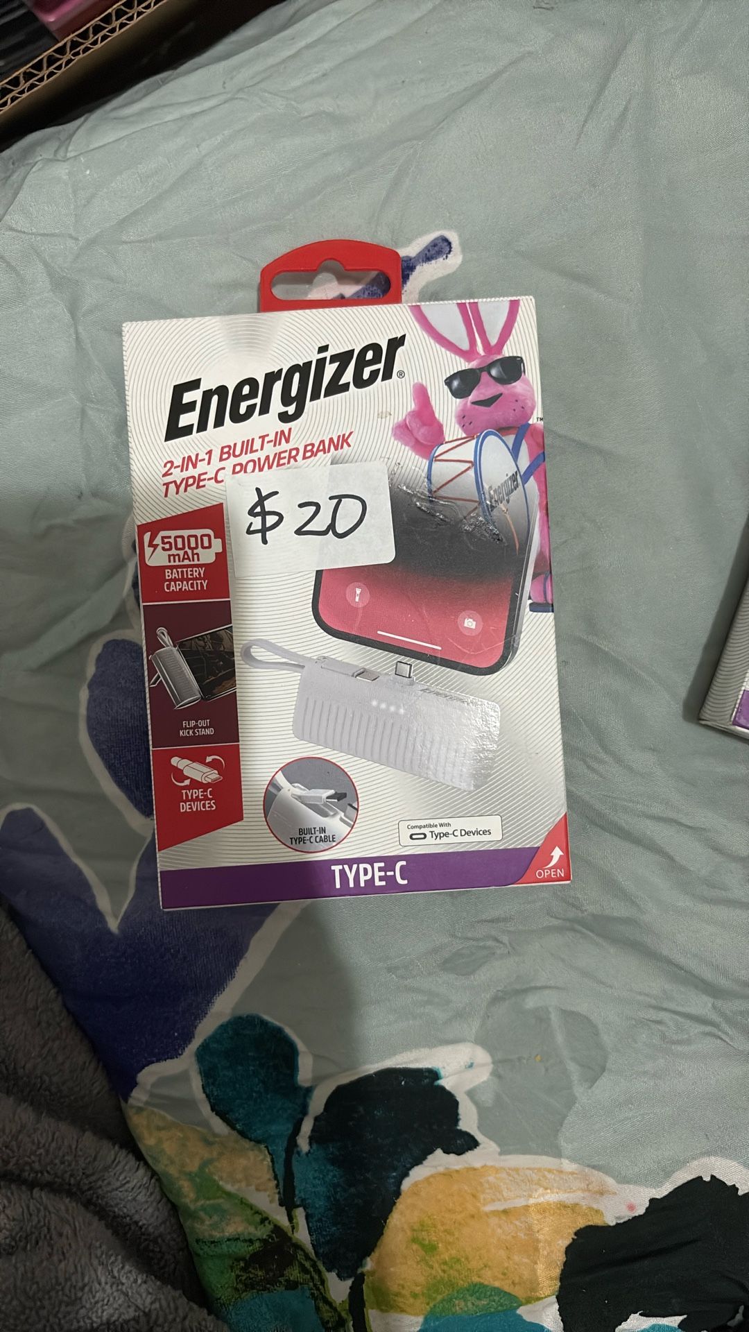 Energizer 2-in -1 Built -in Type C Power Bank