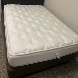 Full Size Bed Set