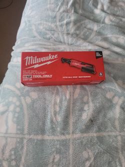 3/8 Ratchet With Battery And Charger 