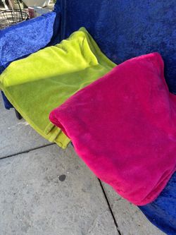 2 pc blankets  together $5