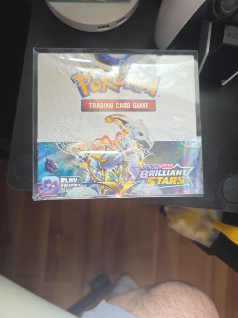 Brilliant Stars Booster Box