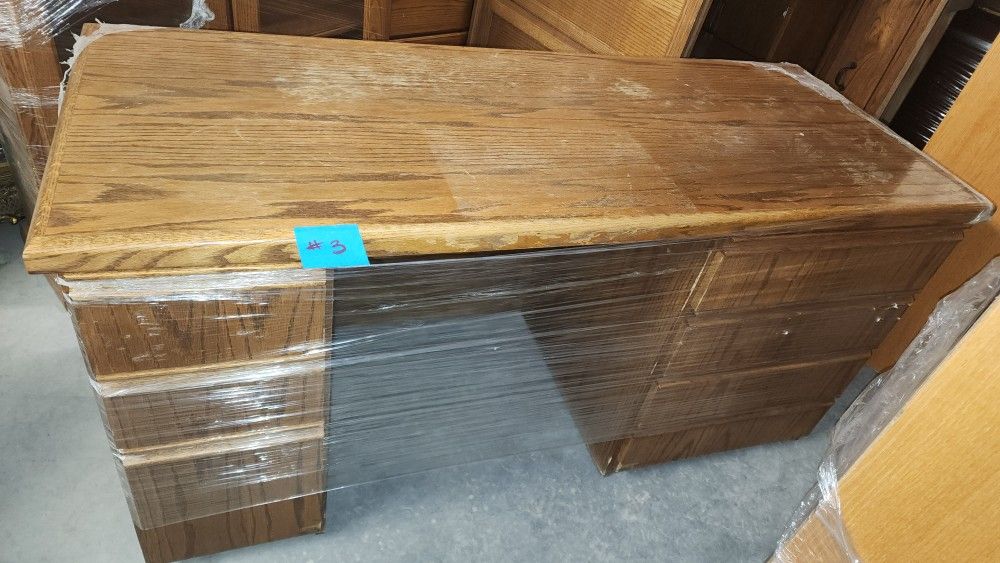 Large Oak Desk 