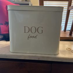 Dog Food Storage 