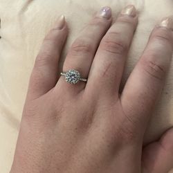Woman’s Ring