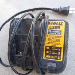 DeWalt charge