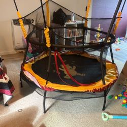 Trampoline