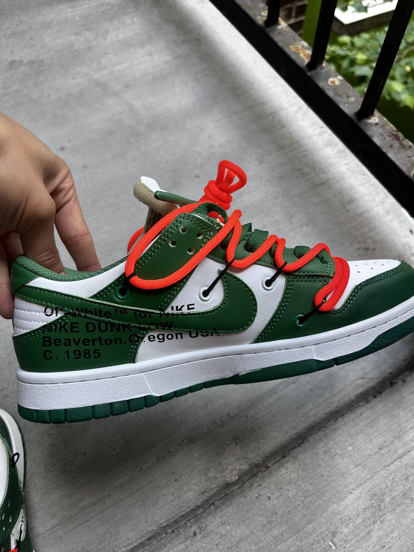 Off white X Nike Dunk Low “Pine Green”