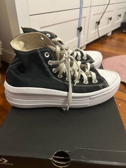 Girl converse