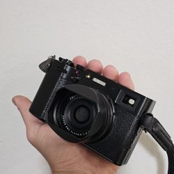 Fujifilm x100v 