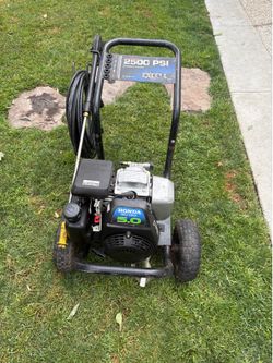 pressure washer runs excellent Excell Honda 2500 psi pressure washer runs excellent