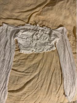 White Off Shoulder Long Sleeve Crop Top