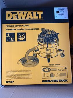 DeWalt DXV06P 6 Gallon Portable Wet/Dry Vacuum — Brand New,