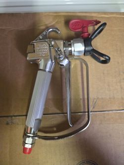 Titan spray gun