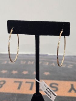 14kt gold medium size hoops