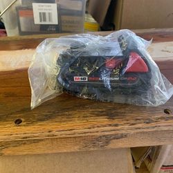 MILWAUKEE M18 18V 2.0 RED LITHIUM COMPACT BATTERY