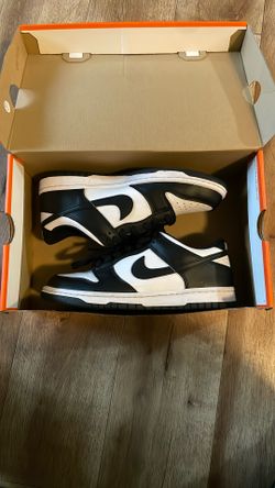 Nike pandas