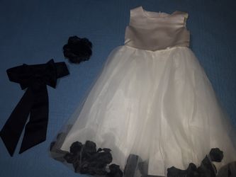 Little Girl's Dress