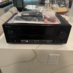 Pioneer 4K 5.1 Receiver VSX-8231 VSX-823-K