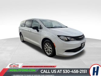 2025 Chrysler Voyager