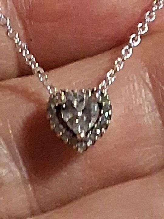 PANDORA AUTHENTIC BRAND NEW PAVE ELEVATED HEART NECKLESS WHITE OR PINK HEART AVAILABLE 21.2 ADJUSTABLE