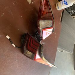 2019-2022 Lexus Es350 Taillights