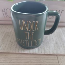 Rae Dunn MUG