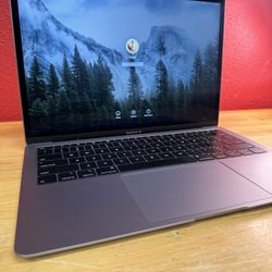 MacBook Air 2018 256GB I5
