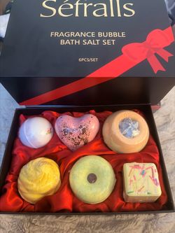 Brand new cute 6pc Bath Bomb set $15mpu