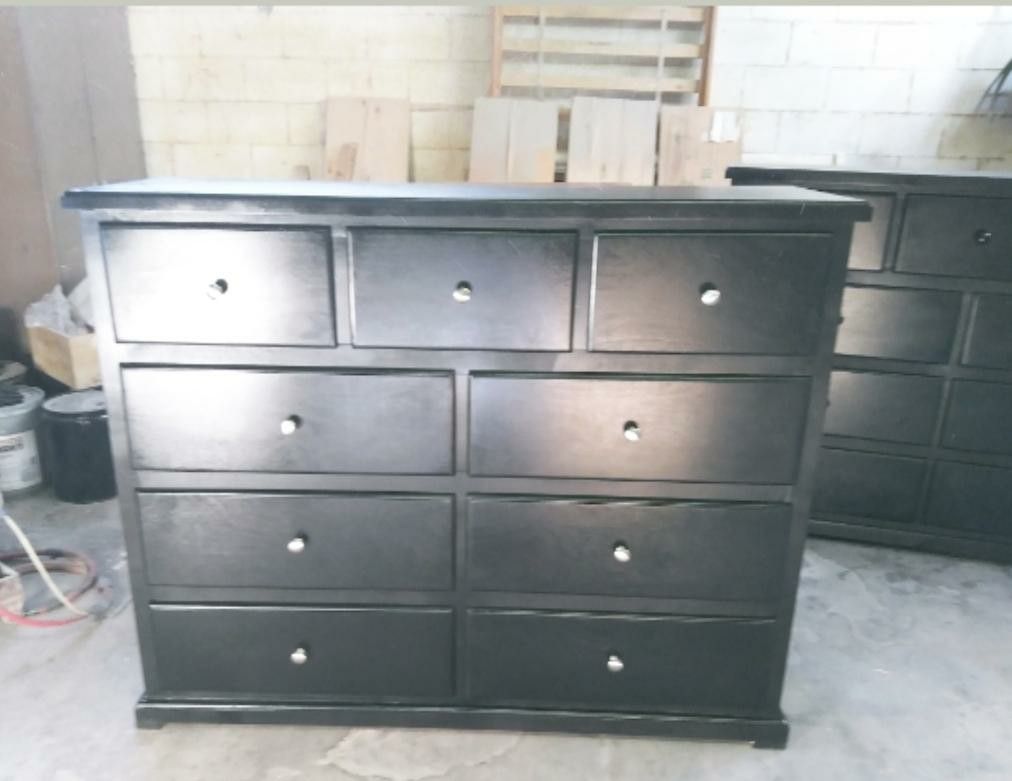 New Dresser Of 9 Drawers With Metal Handles