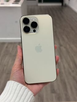 📱 iPhone 14 Pro Max – Starting at $529 or $1 Down