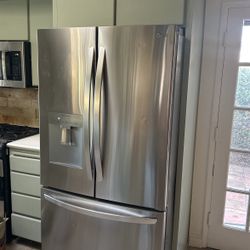 LG French Door Refrigerator 