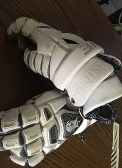 Lacrosse gloves