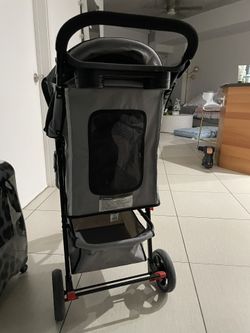 Used Pet Stroller- Broken Zipper