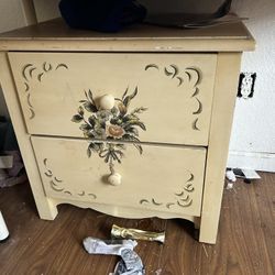 Dresser Set