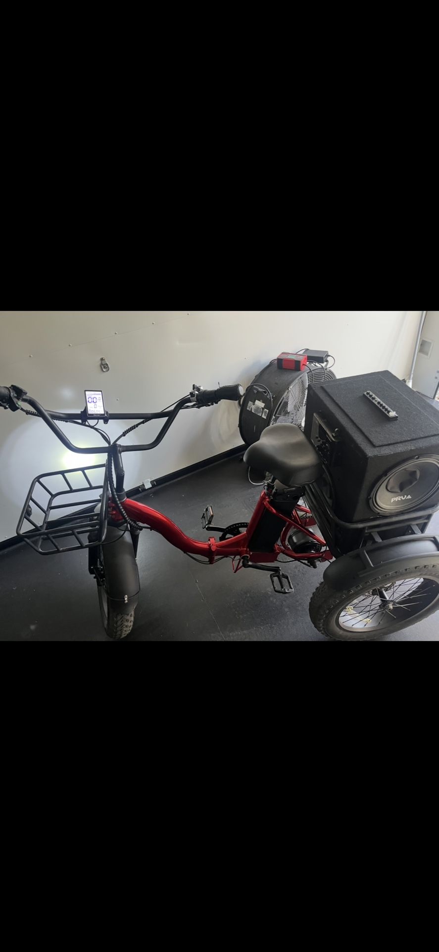 Electic Trike With Music